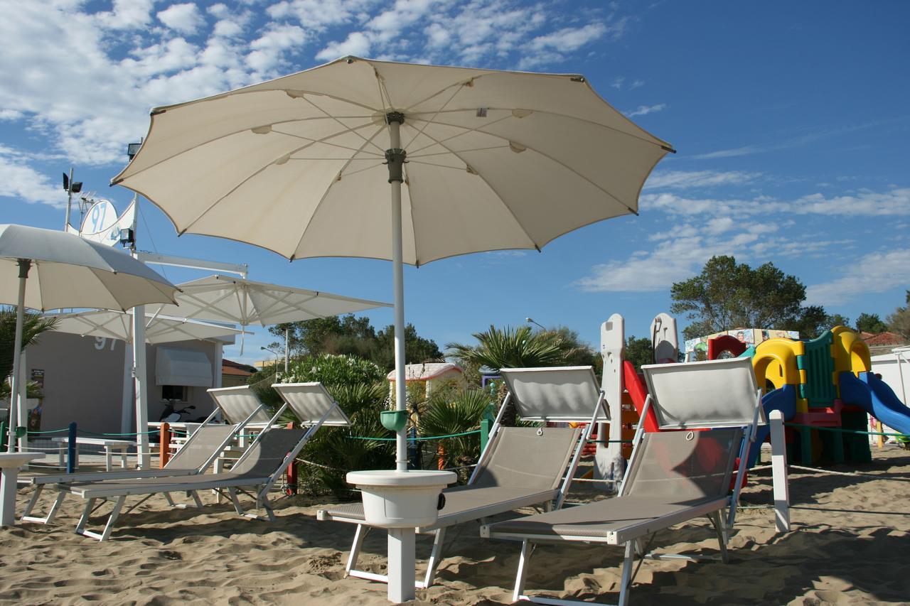 Hotel Kim Rímini Exterior foto